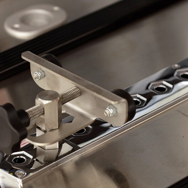 Bier Pin slotted in bier pin plate on DD2000-XLC deck
