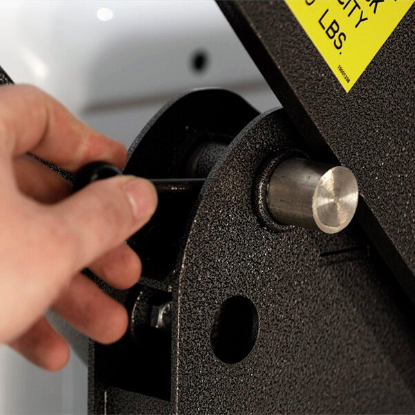 Person deploying the safety latch on DD2000-XLC
